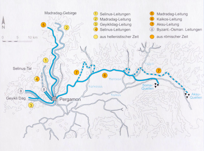 Grafik der Trinkwasser-Fernversorgung von Pergamon mit eingezeichneten Leitungen Grafik der Trinkwasser-Fernversorgung von Pergamon mit eingezeichneten Leitungen