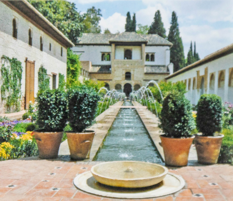 Gebäude mit Brunnen und Parkanlage Gebäude mit Brunnen und Parkanlage